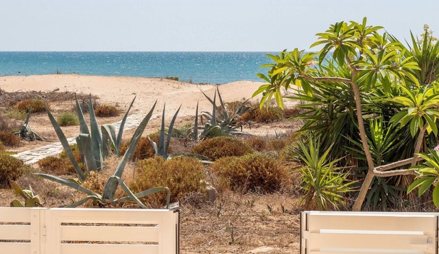 Amarillis, Wohnung am Strand by Interhome in Punta Secca