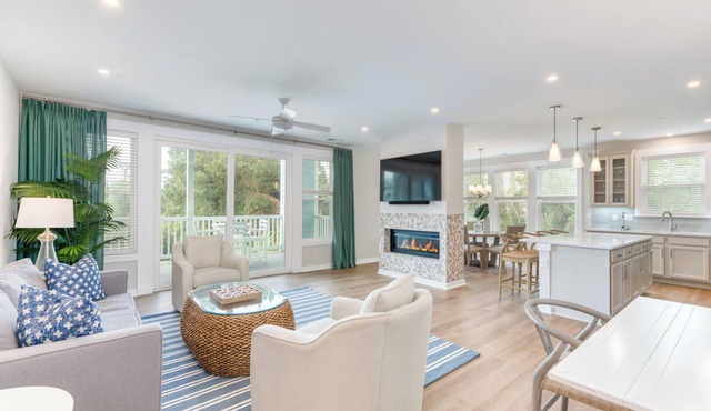 Amethyst Arc - Premium Corner Condo, Sunset Views, King Suite in Kill Devil Hills