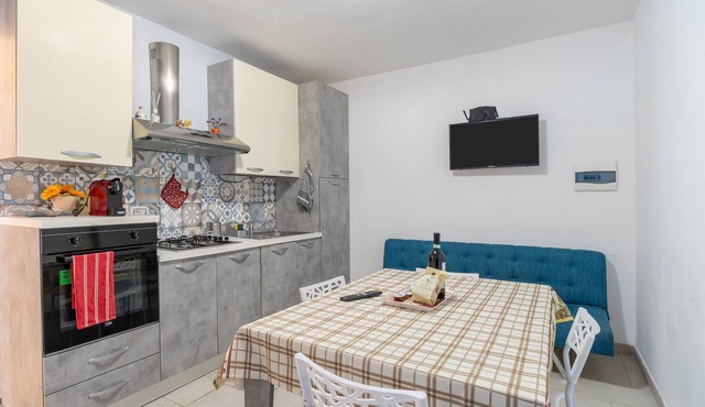 Apartment 'Milu' Poolside, Wi-Fi and Air Conditioning in Arenella