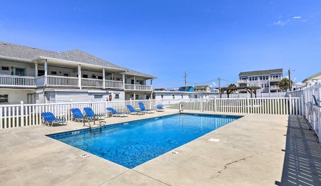 Atlantic Beach Studio w/Community Pool! in Atlantic Beach