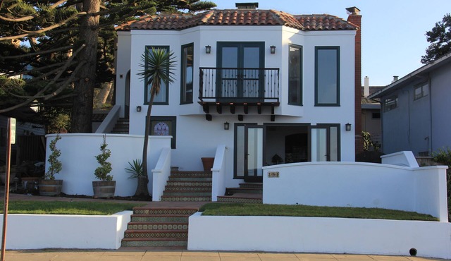Award Winning Ocean Front Paradise 2 Bed 2 Bath Apartment. in Pacific Grove