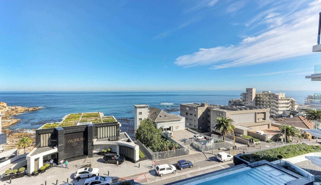 Bantry Bay Allure - Luxury Apt with the best views