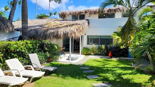 BEACH FRONT 3 Bedroom Villa with Pool Sleeps 7 in Las Terrenas