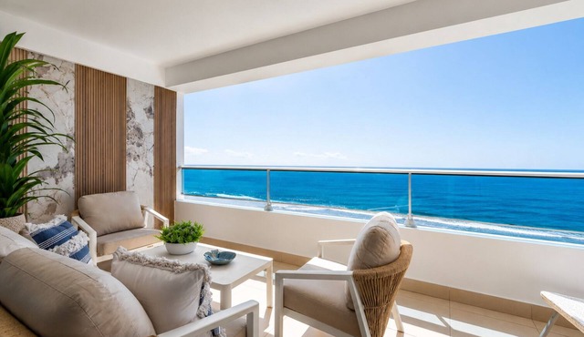 Beachfront 9th Floor- Priv.Parking- Pool&Beach in Playa Juan Dolio