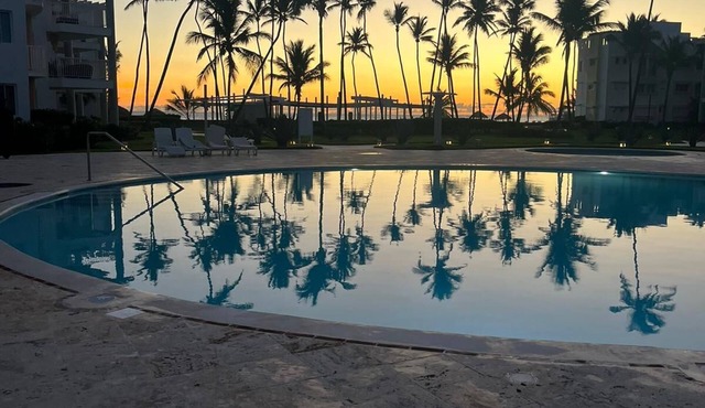Beachfront Oversized 1 Bedroom Condo, Playa Turquesa in Punta Cana