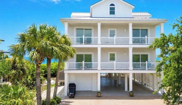 Beachfront | 8BR | Private Pool | Sleeps 21 in Saint George Island