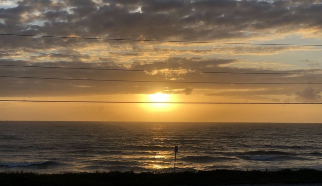 Beautiful Oceanfront 2 Bed 1.5 Bath Condo, Attached Garage & Pool 28 Day Minimum in Ormond Beach