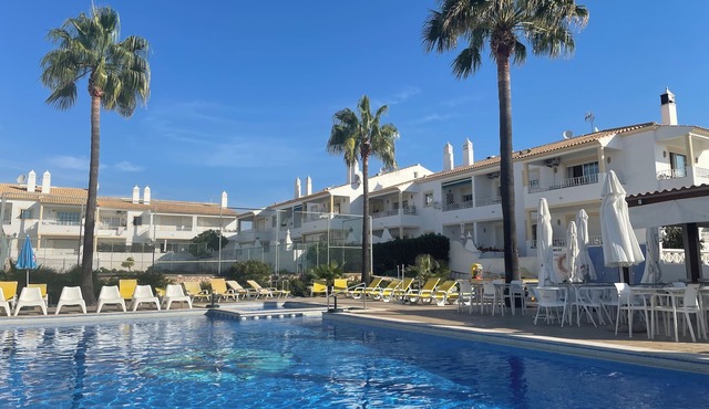 Beautiful South-facing Apartment With Sea View And Communal Pool