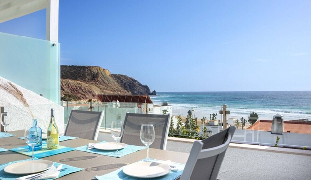 Beco do Poço - Praia da Luz in Luz