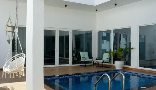 Bimmah Chalet Close to the Beach