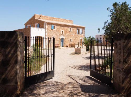 Blue Door Mallorca in Caʼs Concos