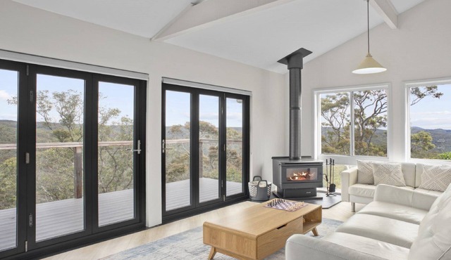 Blue Mountains Views in WENTWORTH FALLS