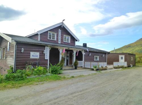 Bogen Hostel in Evenes