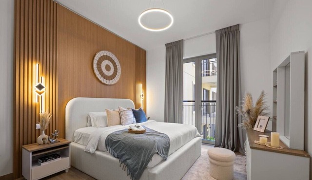 Boho Bayfront 1BR in La Sirene 2 Seaport View