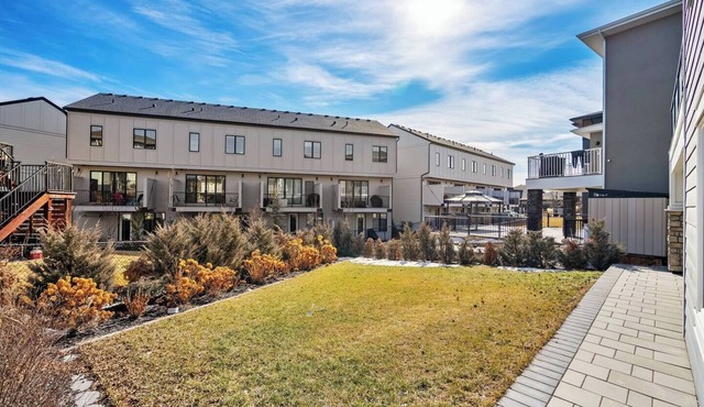 Bright Nature Escape 2BR Walkout Suite w/Patio in Calgary