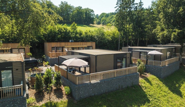 Bubbling warmth under Luxembourg's starlit sky in Tandel