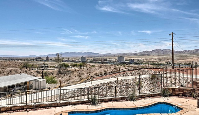Bullhead City Home w/Private Pool, Hot Tub & View in Bullhead City