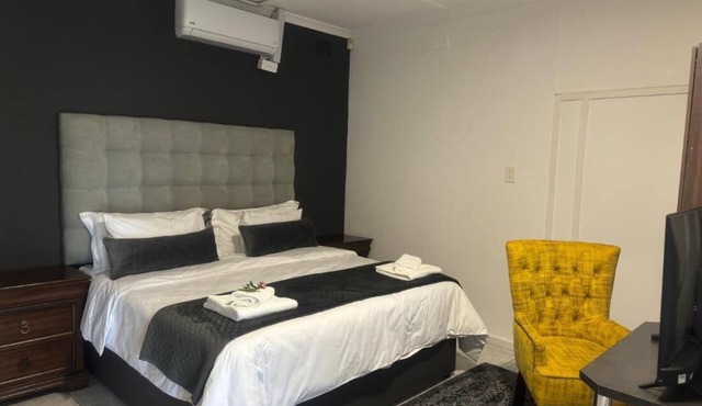 Busa House Self-Catering guest house & Caravan Park in White River
