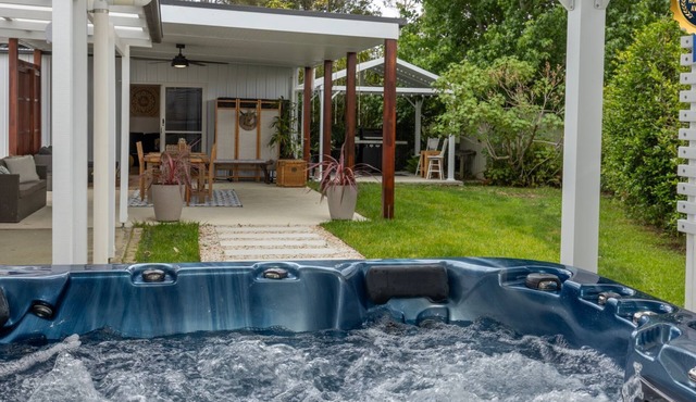 Callala Bay Gem - Jervis Bay - Pet Friendly Getaway with Spa in Callala Bay