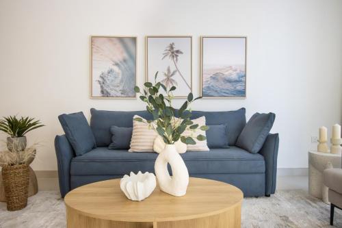 Canalfront Serene 1B in Wasl, Close to Attractions
