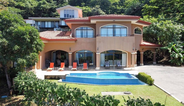 Casa Aguas a stunning two-story house located in the beautiful Playa Hermosa.
