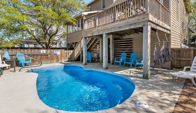 Casa Mare: Oceanside with a private pool and a short walk to the beach. in Corolla