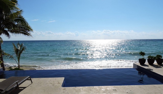 Casa Moskito, Oceanfront beautiful Villa, 150 Mbps in Playa del Carmen