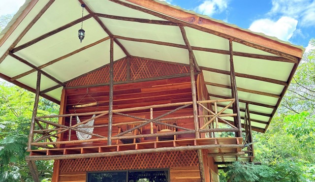 Casa Oropéndola Nature and family relaxation Near Waterfalls and Hot Springs in Bagaces