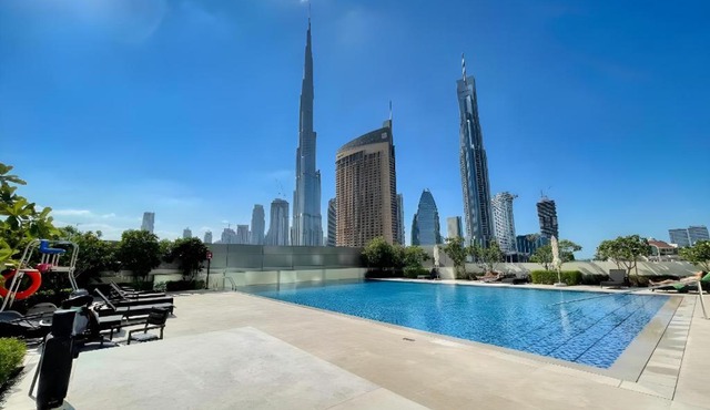 Charming 1BR Apartment in Downtown Views 1, Downtown Dubai by Deluxe Holiday Homes