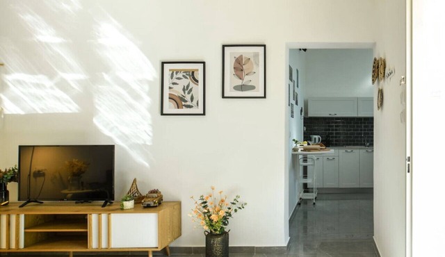 Charming 2BR in Haifa by Sea N' Rent