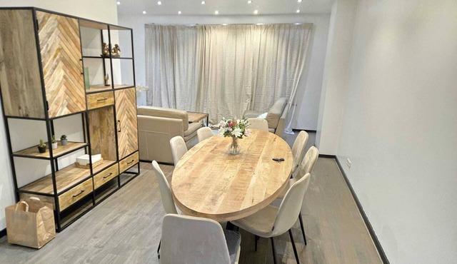 Charming single-family home with small garden and on-site garage in Berchem-Sainte-Agathe