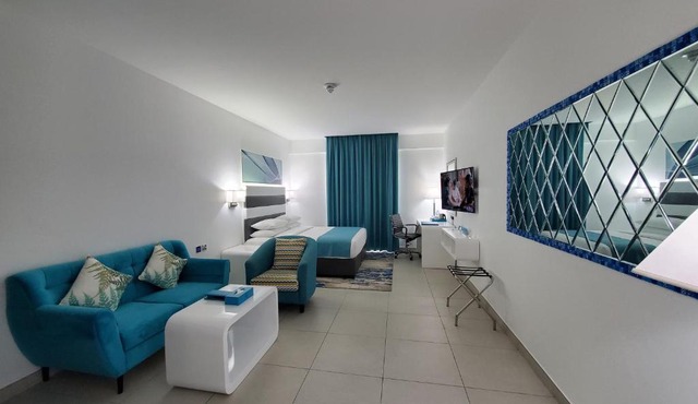 City Avenue Al Reqqa Hotel