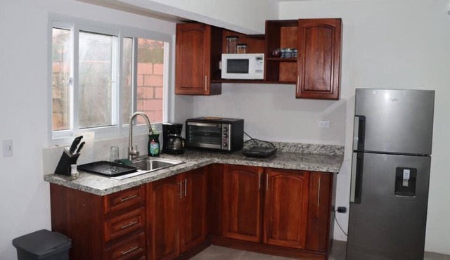 Comfortable 2 bedroom rental unit 10 min from SJO in Desamparados
