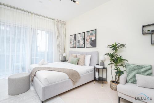 Comfortable Studio at Lago Vista A Dubai Production City by Deluxe Holiday Homes