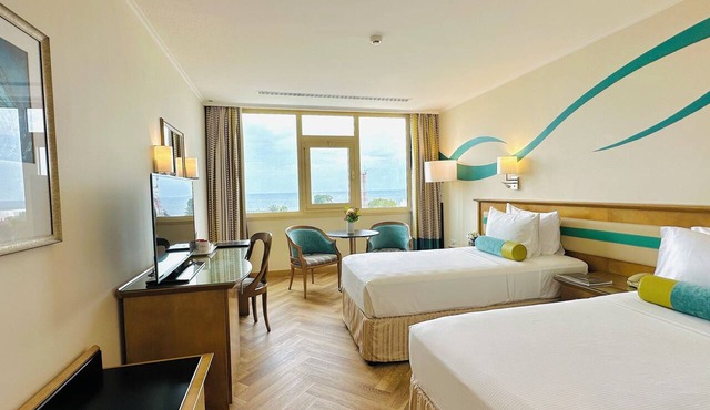 Coral Beach Resort - Sharjah