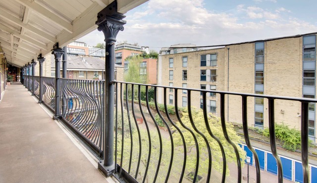 Cosy studio near Victoria in London