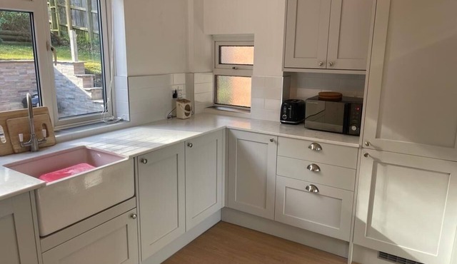 Cosy, three-bed short walk from Studland's beaches in Studland
