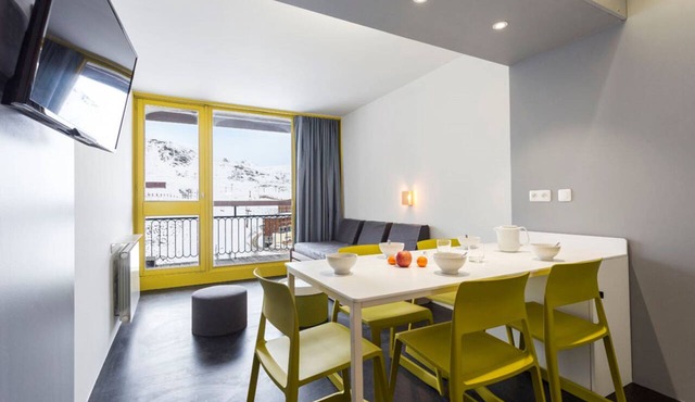 Cosy with balcony & Near the Slopes 1067 in Bourg-Saint-Maurice