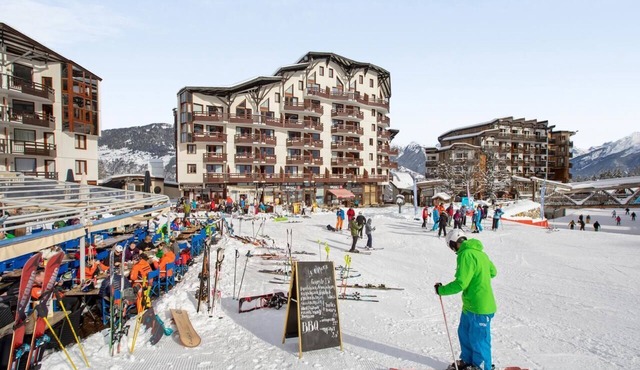 Courchevel La Tania, 2-room apartment with basement parking in Courchevel