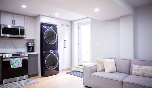 Cozy and Private Basement apartment/Ideal for Relaxation or Work in Brampton