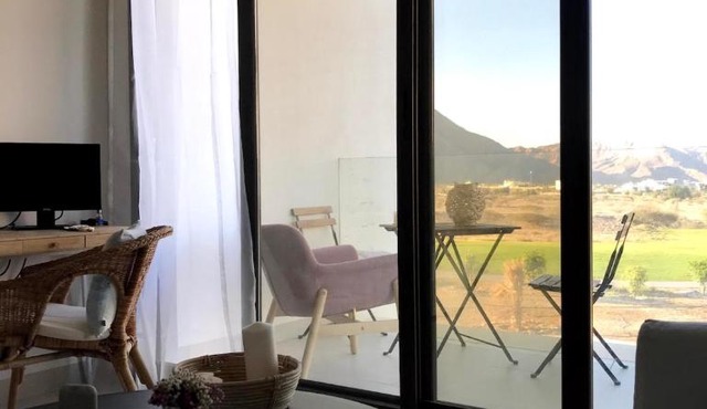 Cozy and Stylish 1BR Retreat Perfect for Short Stay