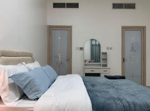 Cozy Room in Al Ain with kitchen & Private Bath
