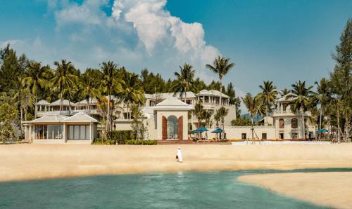 Devasom Khao Lak Beach Resort & Villas in Takua Pa