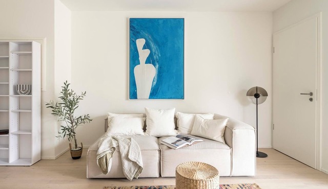 Discover the "Holiday" - Where City Living Meets cozy Tranquility! in Munich