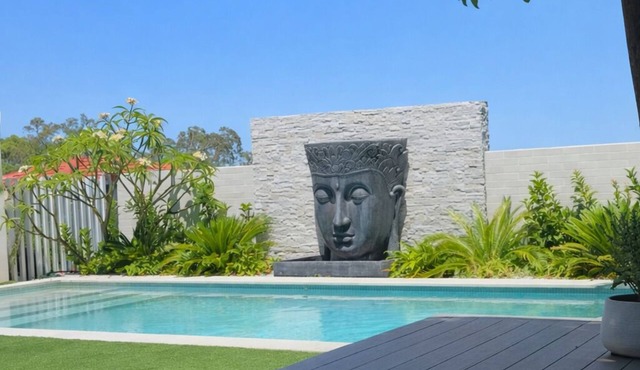 Dream Vacation! Family Friendly Paradise - 5B/3.5B - Heated Pool, Park, Views in Warwick