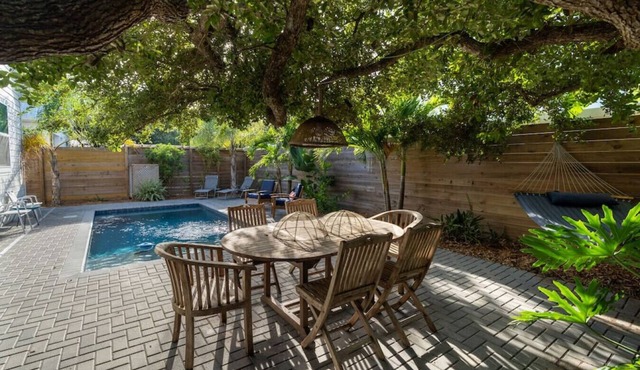 Driftwood Retreat-Brand New 4 Bedroom Pool Home in St. Augustine