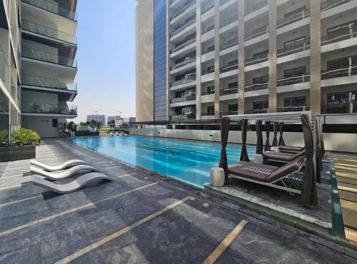 Elegant 1 Bed Apartment in Binghatti Creek