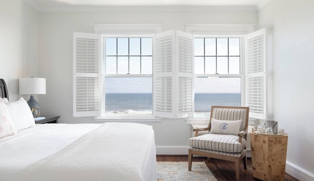 Elizabeth Pointe Lodge