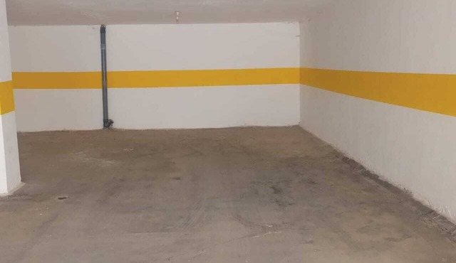 Exquisite 2-bedroom 5 min to Al-Kalouty Mosque in Al Rabieh Amman with AC, Wi-Fi