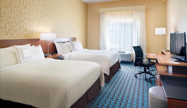 Fairfield Inn & Suites by Marriott Hendersonville Flat Rock in Flat Rock